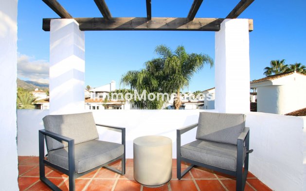 Revente - Appartement - Marbella - Nueva Andalucía