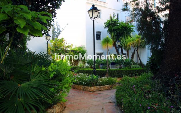 Revente - Appartement - Marbella - Nueva Andalucía