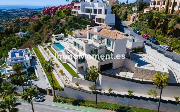 Resale - Villa - Benahavís - La Quinta