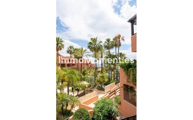 Wiederverkauf - Wohnung - Estepona  - Estepona Centro