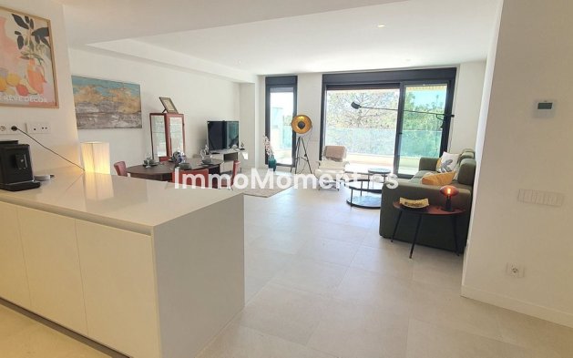 Revente - Appartement - Estepona  - Estepona Centro