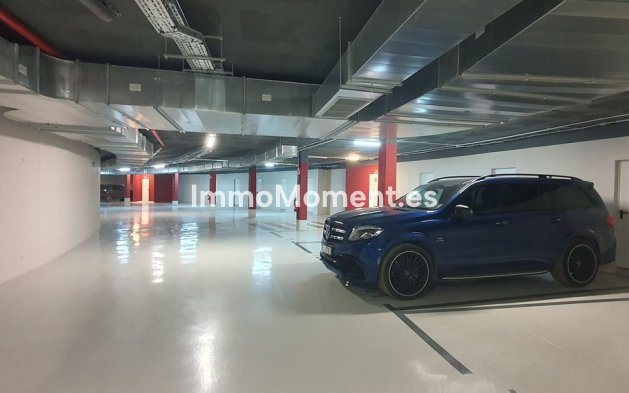 Revente - Appartement - Estepona  - Estepona Centro