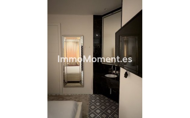 Revente - Maison mitoyenne - Marbella - Marbella Centro