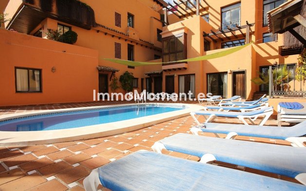 Wiederverkauf - Wohnung - Estepona  - Estepona Centro