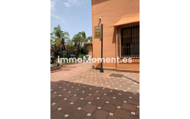 Wiederverkauf - Wohnung - Estepona  - Estepona Centro