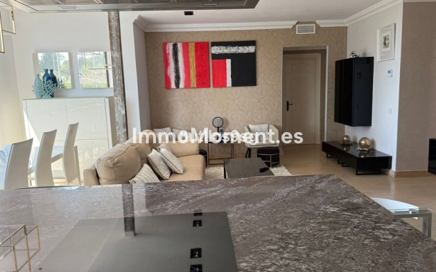 Wiederverkauf - Wohnung - Estepona  - Estepona Centro