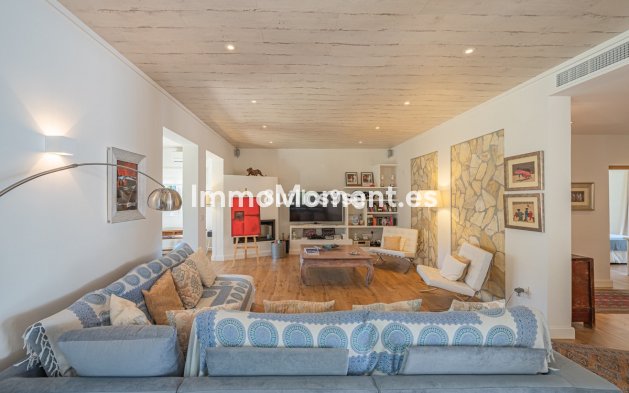 Wiederverkauf - Villa - Marbella - Nueva Andalucía