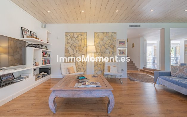 Wiederverkauf - Villa - Marbella - Nueva Andalucía