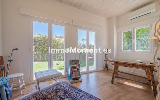 Wiederverkauf - Villa - Marbella - Nueva Andalucía