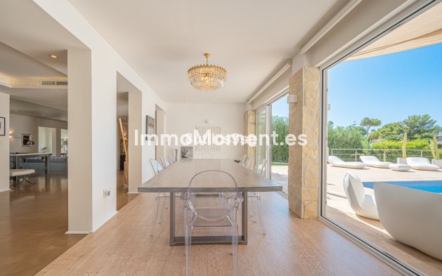 Wiederverkauf - Villa - Marbella - Nueva Andalucía