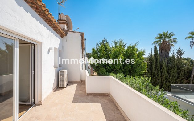 Wiederverkauf - Villa - Marbella - Nueva Andalucía