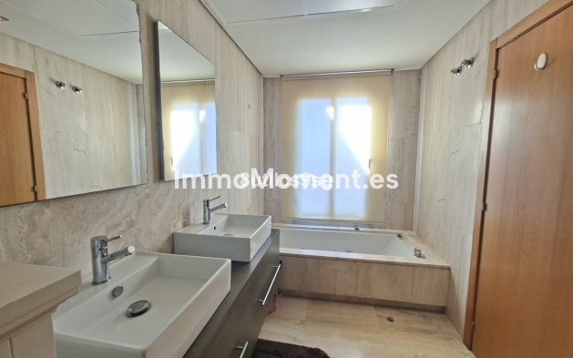 Wiederverkauf - Reihenhaus - Manilva