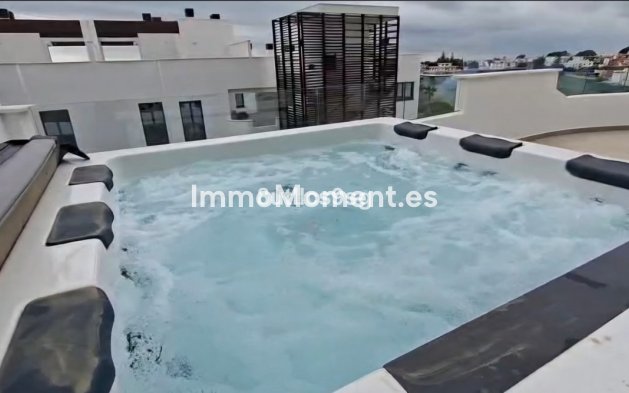 Revente - Appartement - Estepona  - Estepona Centro