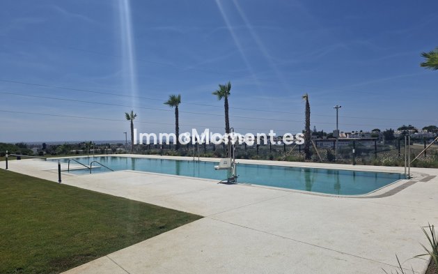 Revente - Appartement - Estepona  - Estepona Centro