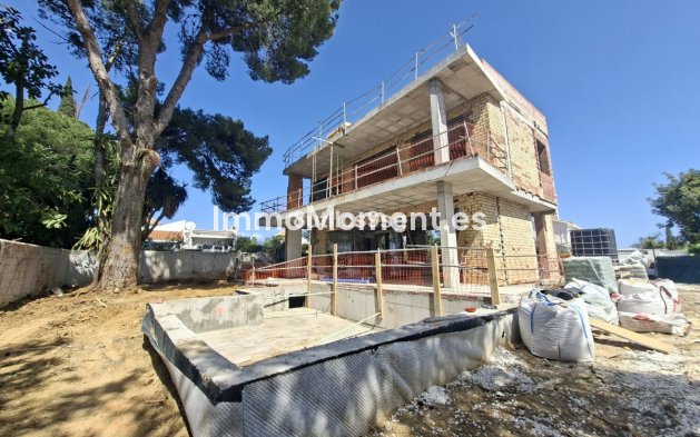 Bestaande woning - Villa - Estepona  - Atalaya