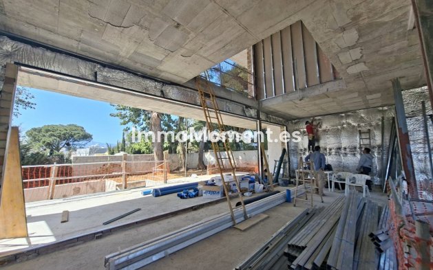 Bestaande woning - Villa - Estepona  - Atalaya