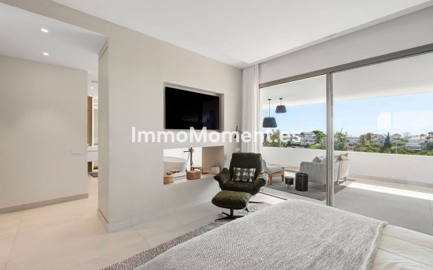 Wiederverkauf - Villa - Marbella - Nueva Andalucía