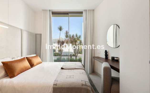 Wiederverkauf - Villa - Marbella - Nueva Andalucía