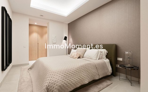 Wiederverkauf - Villa - Marbella - Nueva Andalucía