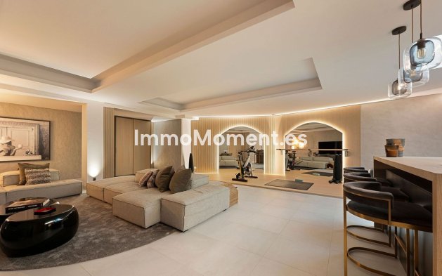 Wiederverkauf - Villa - Marbella - Nueva Andalucía