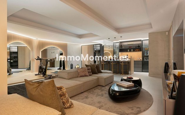 Wiederverkauf - Villa - Marbella - Nueva Andalucía