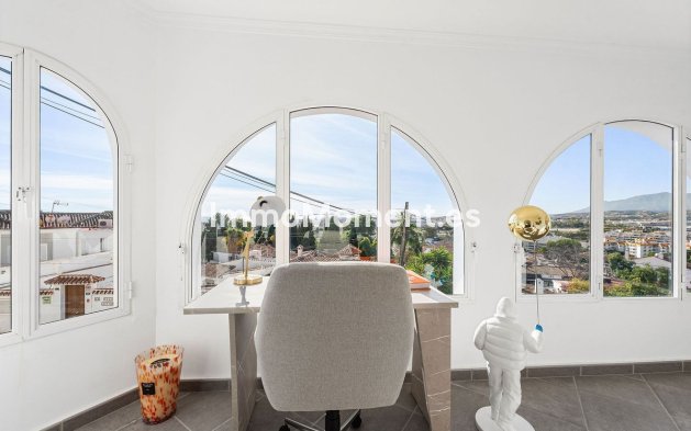 Reventa - Villa - Marbella - Nueva Andalucía