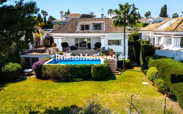 Wiederverkauf - Villa - Marbella - Aloha