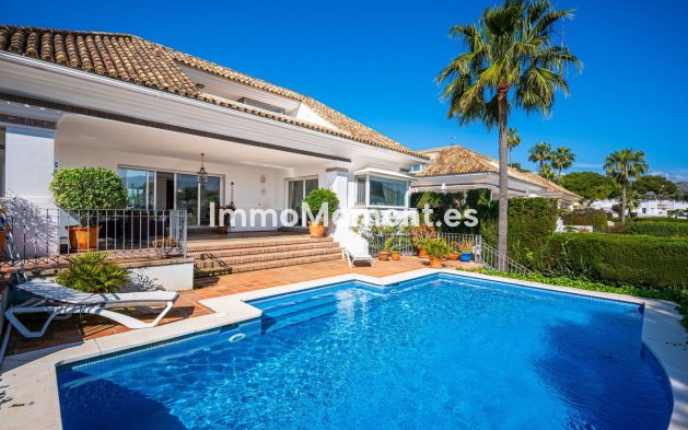 Wiederverkauf - Villa - Marbella - Aloha