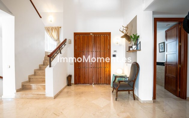 Wiederverkauf - Villa - Marbella - Aloha