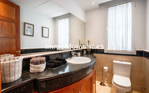 Wiederverkauf - Villa - Marbella - Aloha