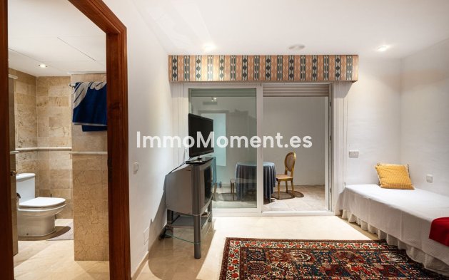 Wiederverkauf - Villa - Marbella - Aloha