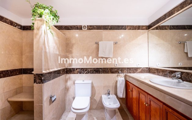 Wiederverkauf - Villa - Marbella - Aloha