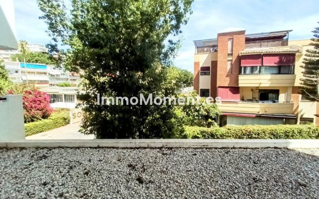Revente - Appartement - Torremolinos - La Carihuela