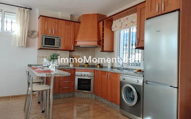 Resale - Villa - Benalmadena - Benalmadena Centro