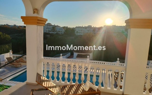 Resale - Villa - Benalmadena - Benalmadena Centro