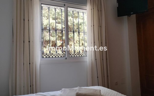 Resale - Villa - Benalmadena - Benalmadena Centro