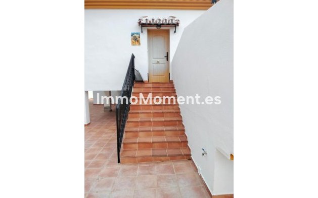 Resale - Villa - Benalmadena - Benalmadena Centro