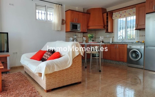 Resale - Villa - Benalmadena - Benalmadena Centro