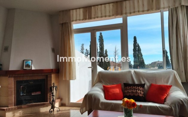 Resale - Villa - Benalmadena - Benalmadena Centro