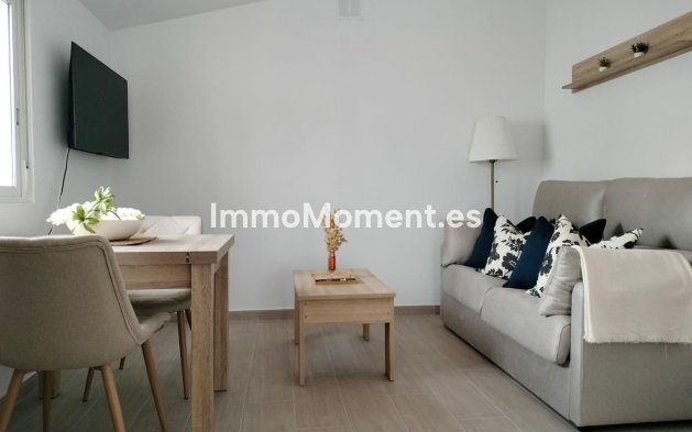 Resale - Villa - Benalmadena - Benalmadena Centro