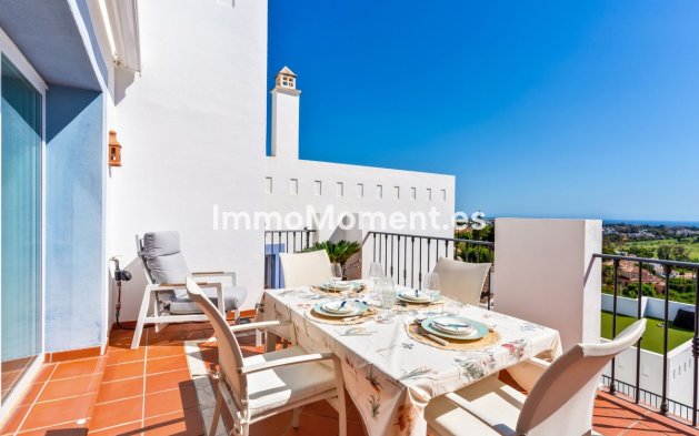 Resale - Apartment - El Paraiso - New Golden Mile