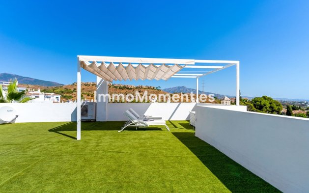 Resale - Apartment - El Paraiso - New Golden Mile