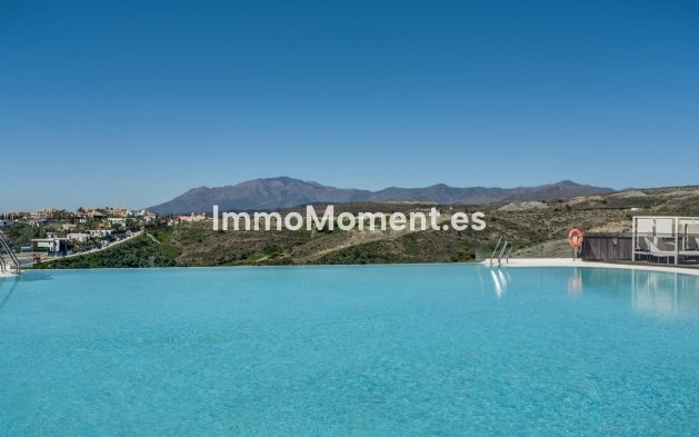 Resale - Apartment - El Paraiso - New Golden Mile