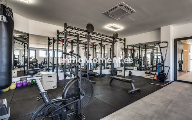 Resale - Apartment - El Paraiso - New Golden Mile