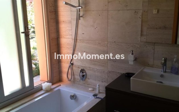 Revente - Maison mitoyenne - Manilva - Manilva Centro