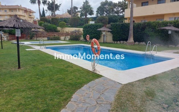 Resale - Apartment - Manilva - La Duquesa