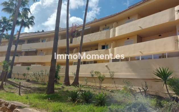 Resale - Apartment - Manilva - La Duquesa