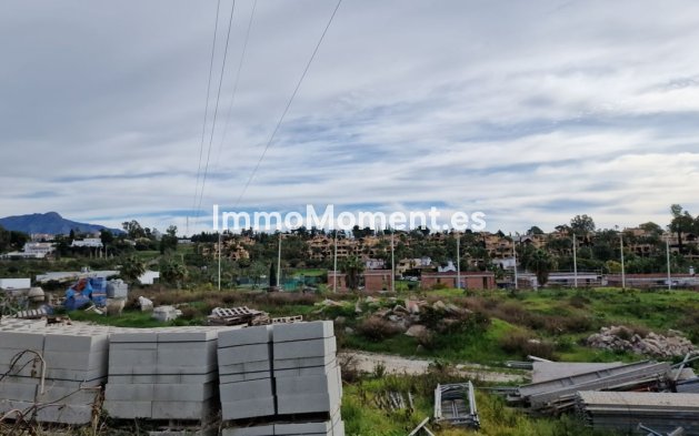 Wiederverkauf - Land - Estepona  - Estepona Centro