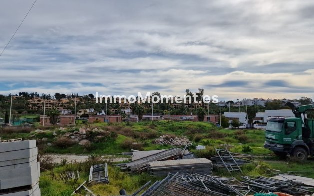 Wiederverkauf - Land - Estepona  - Estepona Centro