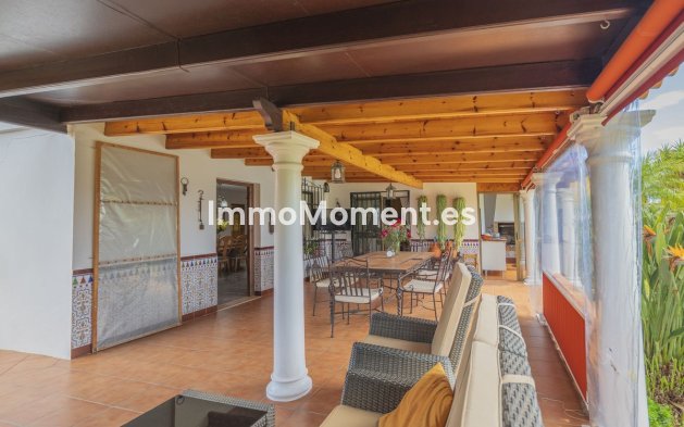 Resale - Villa - Marbella - Las Chapas